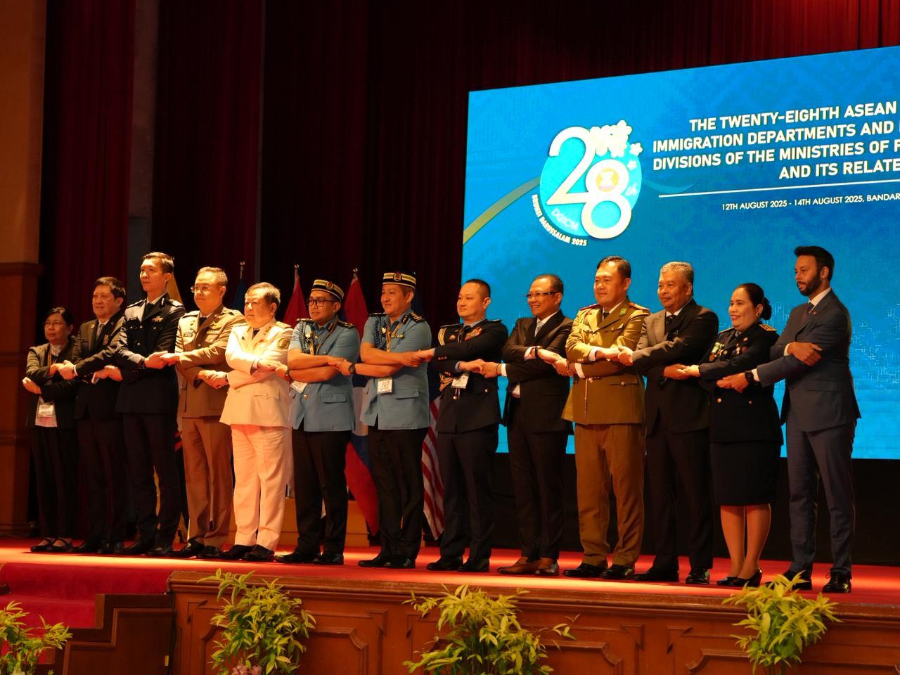 WhatsApp Image 2025 08 22 at 08.22.55